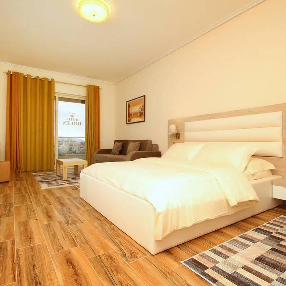 Hotel Vd Roleks Vlore Exterior photo